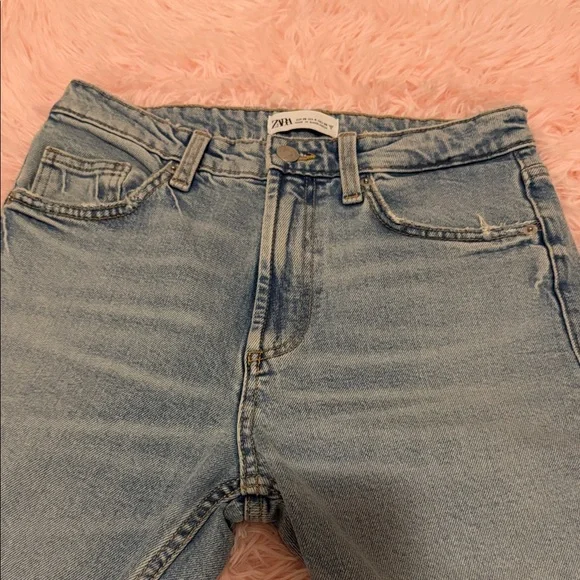 Zara Women's Sky Blue Straight Jeans - Picture 2 of 12